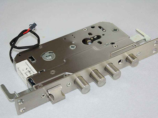 盐都24小时上门开锁公司