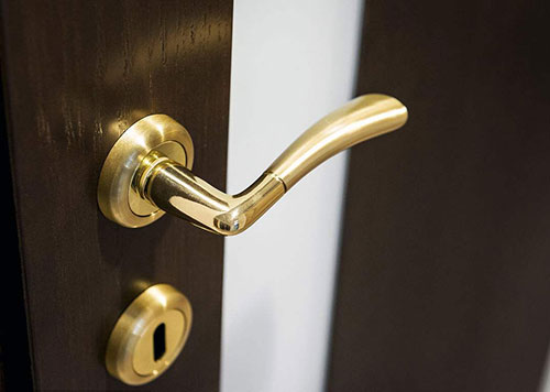 盐都24小时上门开锁公司